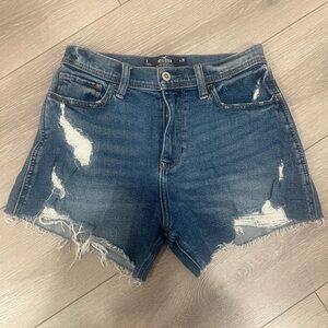 Hollister High Rise Vintage Short